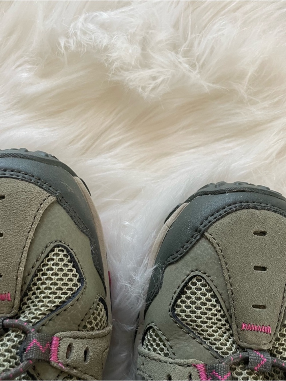 Merrell Women’s 9.5 Shoes - Picture 7 of 9